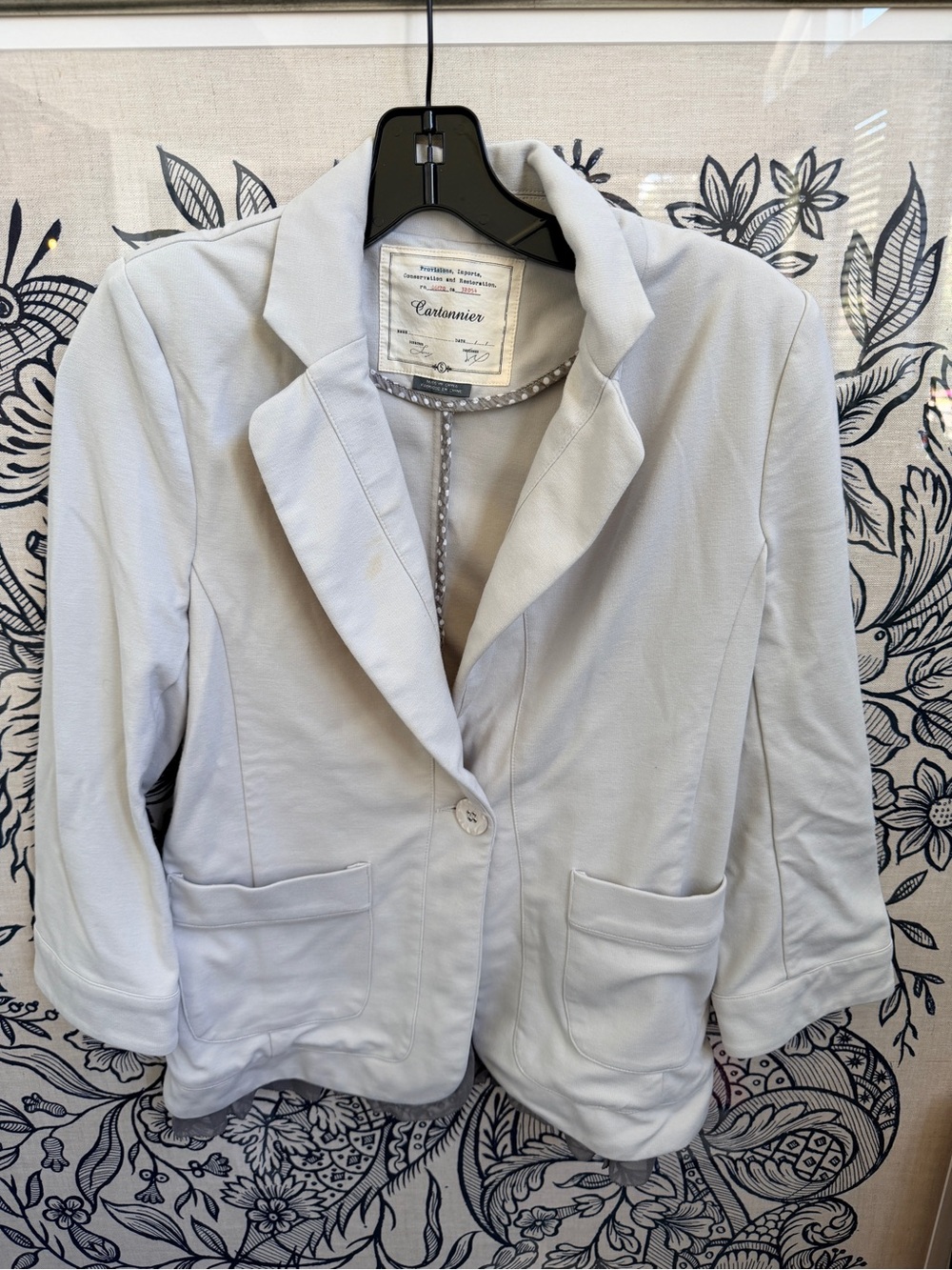Cartonnier Light Gray Single-Button Blazer with Gray Lace